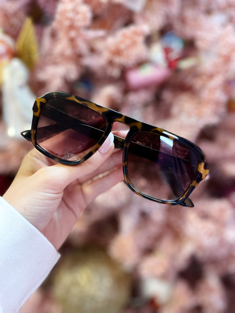 Tortoise Square Frame Sunglasses