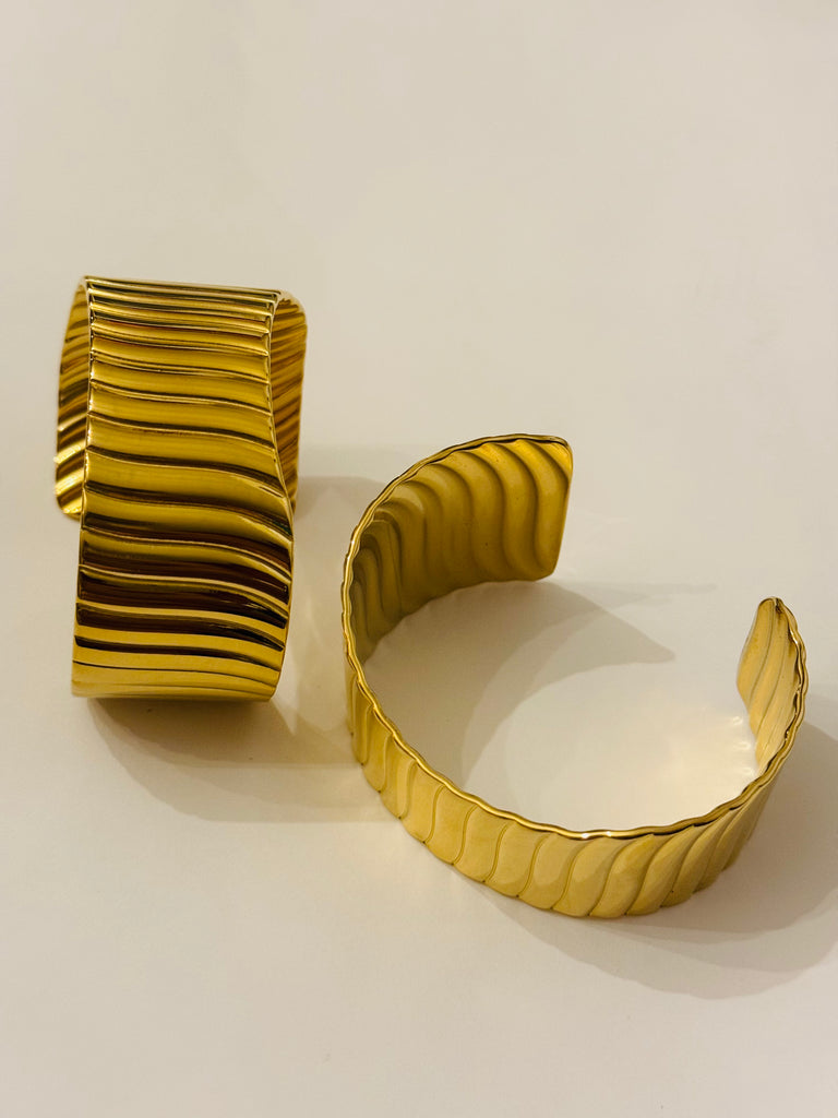 Mabel Gold Chunky Bangle